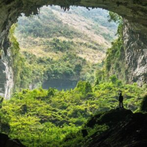 Khám phá hang Sơn Đoòng 4 ngày 3 đêm